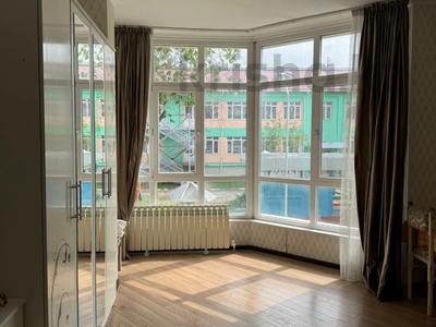 3-бөлмелі пәтер · 95.2 м² · 2/5 қабат, Думан-2, бағасы: 64 млн ₸ в Алматы, Медеуский р-н