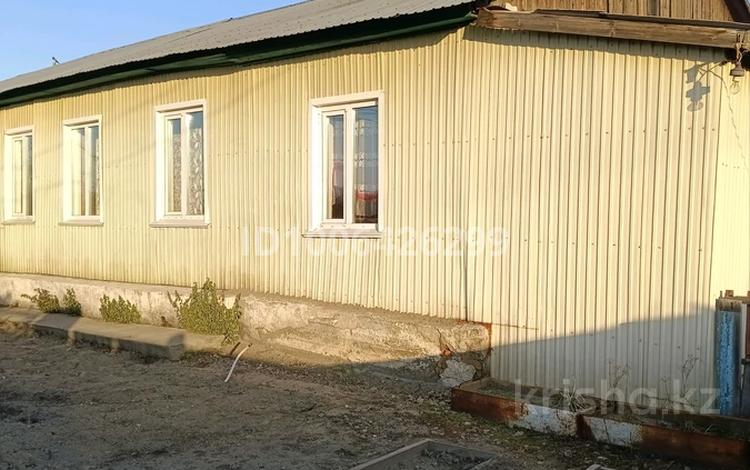 Часть дома · 3 комнаты · 41 м² · 6 сот., Портовая — Матросский переулок за 10 млн 〒 в Семее — фото 2