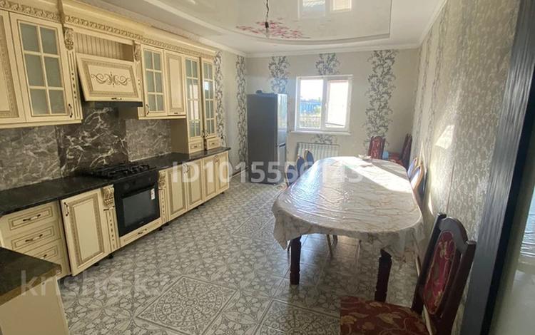Жеке үй · 4 бөлме · 180 м² · 6 жүзд., Геолог -ш/а., Геофизик 24, бағасы: 150 000 ₸ в Атырау, мкр Геолог — фото 2