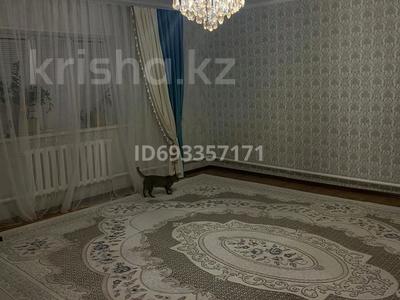 Жеке үй • 5 бөлмелер • 160 м² • 10 сот., мкр Жулдыз-2, 41 91, бағасы: 25 млн 〒 в Атырау, мкр Жулдыз-2