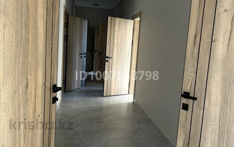 Медцентры и аптеки · 171.5 м² за 800 000 〒 в Талдыкоргане — фото 2