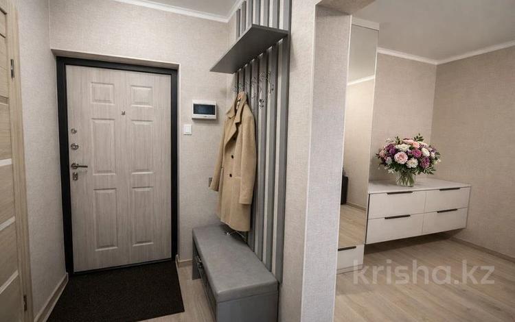 1-комнатная квартира · 41 м² · 14/25 этаж, Акмешит 1/2 — Абу-Даби Плаза за 2 500 ₸ в Астане, Есильский р-н — фото 2
