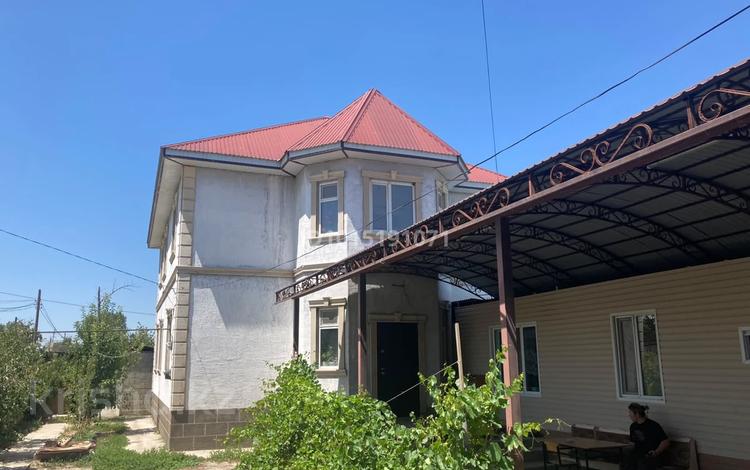 Жеке үй · 8 бөлме · 200 м² · 8 жүзд., Туганбаева 17 — 1 отделения, бағасы: 50 млн ₸ в Таразе — фото 2