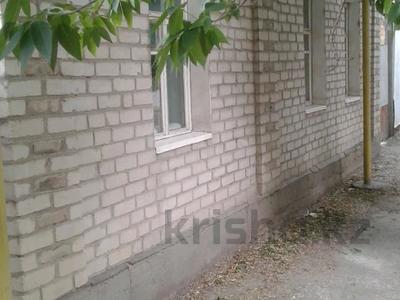 Отдельный дом · 4 комнаты · 100 м² · 6.5 сот., Байсеитовой 76 — Рядом аульбековский силикатный пятиэтажный дом недалеко ресторан аруна за 25 млн ₸ в 