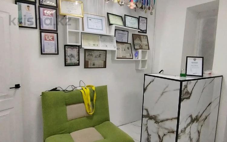 Свободное назначение, офисы, магазины и бутики, склады, салоны красоты, образование, развлечения · 104 м² за 32 млн ₸ в Астане, Есильский р-н — фото 2