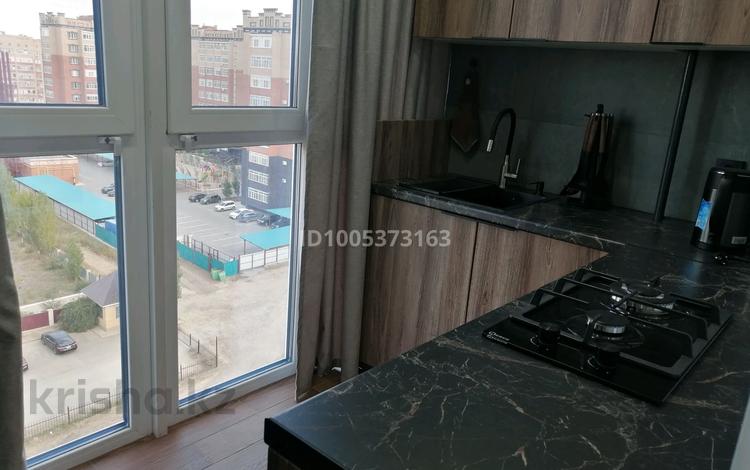 1-комнатная квартира · 50 м² · 8/9 этаж, мкр. Алтын орда, Алия Молдагулова 66 Б — Рядом теннисный корд за 220 000 ₸ в Актобе — фото 2