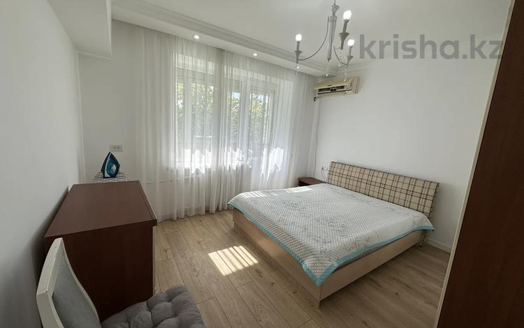 2-комнатная квартира · 56 м² · 5/5 этаж, Байзакова 155 за 350 000 ₸ в Алматы — фото 2