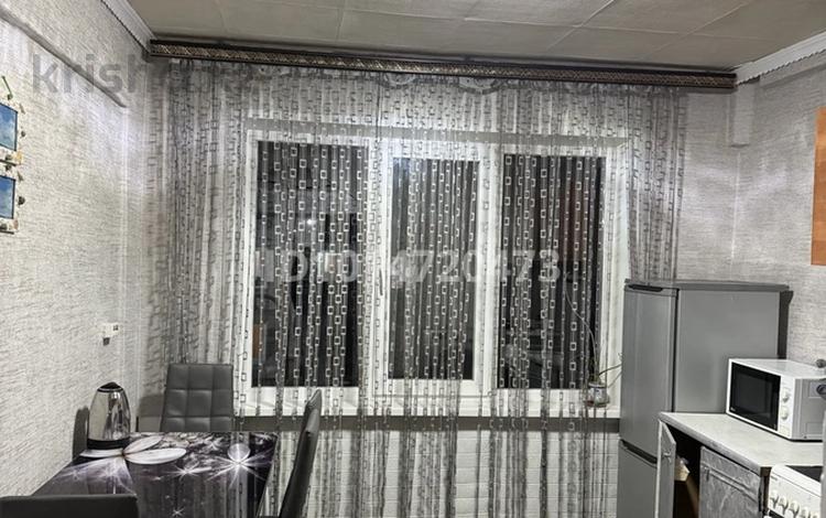 4-бөлмелі пәтер · 79.7 м² · 2/2 қабат, Совхозный микрорайон 14, бағасы: 8.5 млн ₸ в Риддере — фото 3