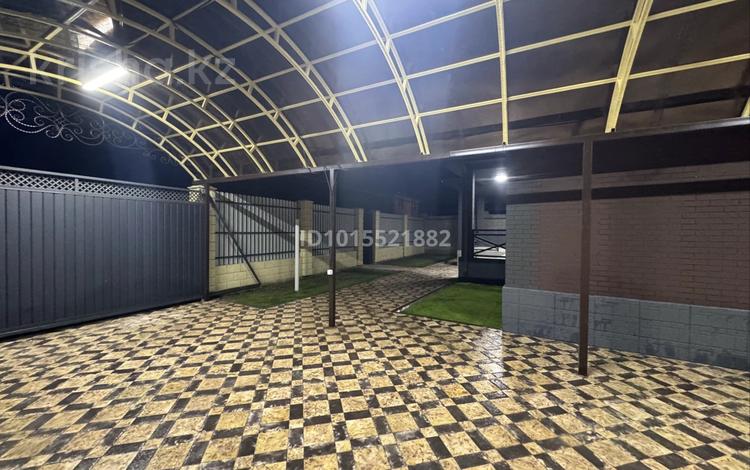 Отдельный дом · 6 комнат · 170 м² · 5 сот., Аскар Сулейманова 27 а за 73 млн ₸ в Туздыбастау (Калинино) — фото 2