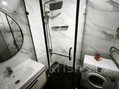 1-комнатная квартира · 45 м² · 1/5 этаж, Ораз Жандосова 35 — Жандосова Розыбакиева за 250 000 ₸ в Алматы