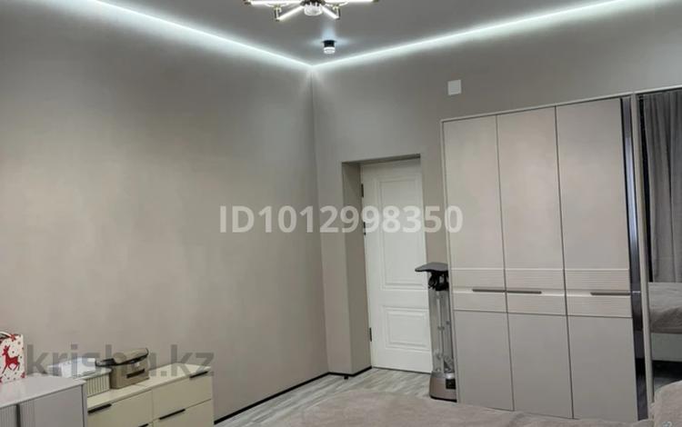 7-комнатная квартира · 260 м², Шанырак 10 за 62 млн ₸ в Жанаозен — фото 2