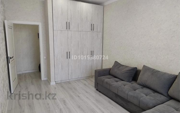 1-бөлмелі пәтер · 39.7 м², Санжара Асфендиярова 10, бағасы: 260 000 ₸ в Астане, Нура р-н — фото 2