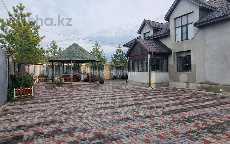 Отдельный дом · 8 комнат · 400 м² · 10 сот., Новая 32 — Магазина Кеген за 1 млн ₸ в  — фото 2