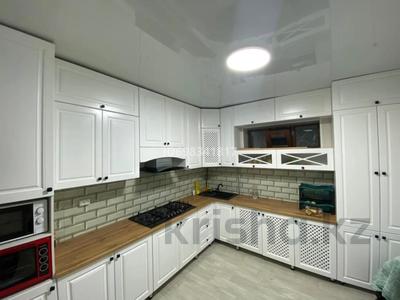 Отдельный дом · 6 комнат · 242 м² · 5 сот., Ата Турик 48 за 29.5 млн 〒 в Туркестане