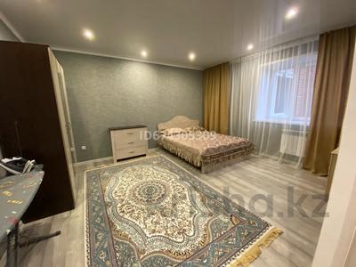 1-комнатная квартира, 50 м² посуточно, Ауельбекова 38 за 12 000 〒 в Кокшетау