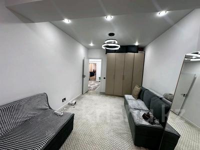 Пәтерлер в Алматы: 2-бөлмелі пәтер · 70 м² · 10/13 қабат, Есенова 160/3 — Суюнбая Баянаульская, бағасы: 50 млн 〒 2-бөлмелі пәтер · 70 м² · 10/13 қабат, Есенова 160/3 — Суюнбая Баянаульская, бағасы: 50 млн 〒 в Алматы, Жетысуский р-н