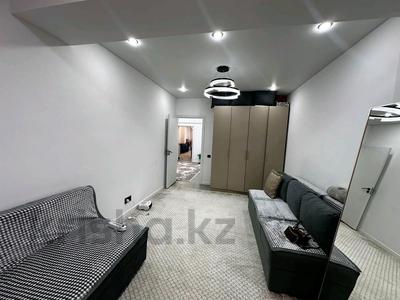 3-комнатная квартира · 72 м² · 10/13 этаж, Есенова 160/3 — Суюнбая Баянаульская за 54 млн ₸ в Алматы, Жетысуский р-н