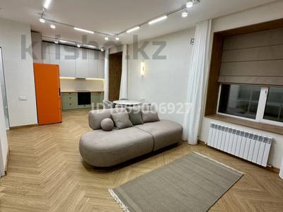 2-бөлмелі пәтер · 55 м² · 5/10 қабат, Ашимова 13, бағасы: 380 000 ₸ в Караганде, Казыбек би р-н