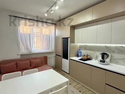 2-комнатная квартира · 67.1 м² · 2/5 этаж, Курмангазы 3 за 28.9 млн 〒 в Атырау, мкр Авангард-2