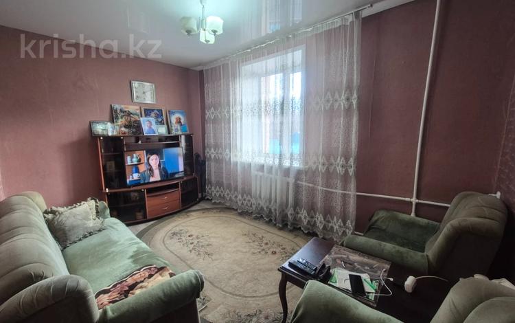 2-бөлмелі пәтер · 37 м² · 2/2 қабат, мкр Новый Город, Микрорайон Новый Город, улица Ерубаева, бағасы: 12.8 млн ₸ в Караганде, Казыбек би р-н — фото 3