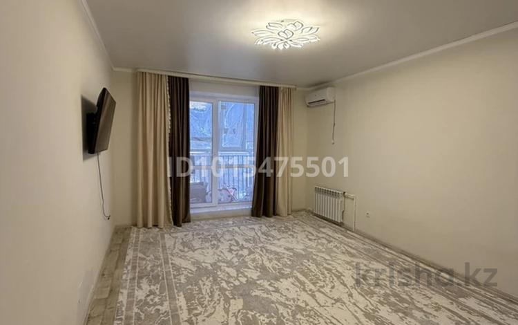 2-бөлмелі пәтер · 66 м² · 3/5 қабат, Мкр.Акжайык 20, бағасы: 130 000 ₸ в Уральске — фото 2