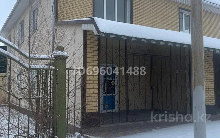 Жеке үй · 8 бөлме · 300 м² · 10 жүзд., Быржан сал 37 — Торговый центр Альтаир, бағасы: 100 млн ₸ в Талдыкоргане — фото 2