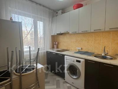 2-комнатная квартира · 54 м² · 5/5 этаж, мкр Юго-Восток, Муканова 32 за 150 000 ₸ в Караганде, Казыбек би р-н