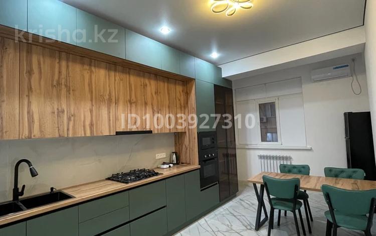 2-комнатная квартира · 67 м² · 4/9 этаж, мкр Нурсая, Мкрн Нурсая 1 за 30 млн 〒 в Атырау — фото 4