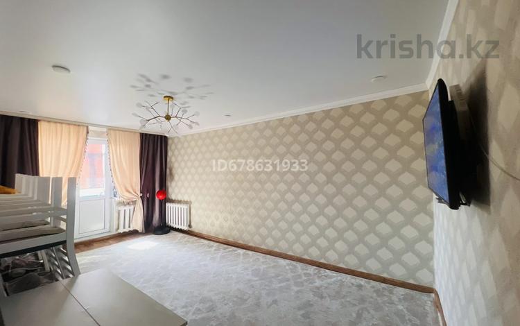 2-комнатная квартира, 43 м², 3/5 этаж, Гарышкерлер 40 за 13 млн 〒 в Жезказгане — фото 2