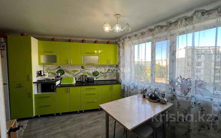 4-бөлмелі пәтер · 84.9 м² · 4/5 қабат, 9-й микрорайон, 9 мкр — 15 магазин, бағасы: 34.8 млн ₸ в Костанае — фото 2