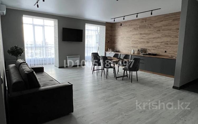 2-комнатная квартира · 74 м² · 1 этаж, мкр Кунаева, Сан Сити 72/4 за 22 000 ₸ в Уральске — фото 2