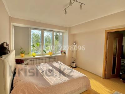 3-бөлмелі пәтер · 82 м² · 3/3 қабат, Просп. Райымбека 485, бағасы: 55 млн ₸ в Алматы, Алатауский р-н