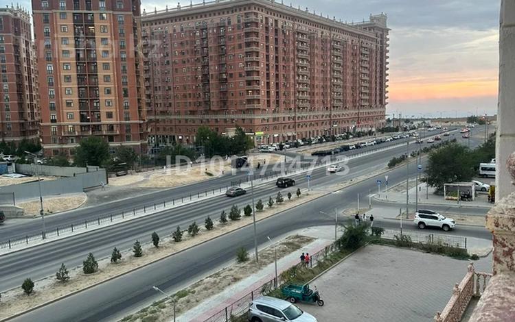 1-комнатная квартира · 53 м² · 3/10 этаж, 18А мкр 10 за 21 млн ₸ в Актау — фото 2