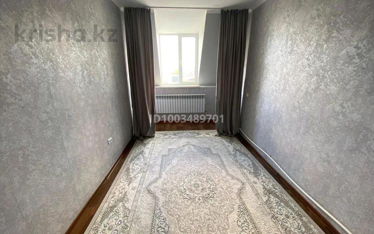 Үйдің бір бөлігі · 2 бөлме · 95 м² · 3 жүзд., Жастар 2 — Напротив школа Қаныш Сәтбаев., бағасы: 11 млн ₸ в Актобе, жилой массив Жанаконыс — фото 2