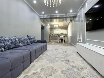 4-комнатная квартира · 147 м² · 5/10 этаж, Есенберлина 14 за 75 млн 〒 в Усть-Каменогорске