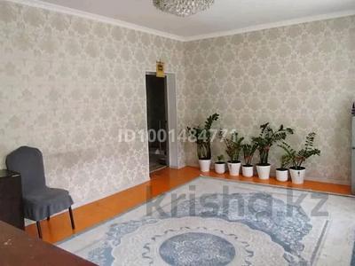 Продажа домов и дачи в Алматинской обл.: Отдельный дом · 5 комнат · 145 м² · 6 сот., Жамбыла 24 за 45 млн 〒 Отдельный дом · 5 комнат · 145 м² · 6 сот., Жамбыла 24 за 45 млн 〒 в Казцик