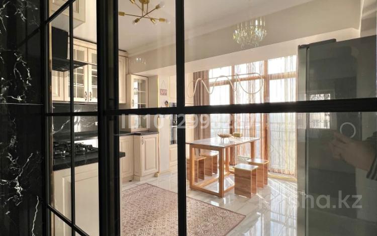 3-комнатная квартира · 120 м² · 8/9 этаж, Проспект Достык 42 — Жамбыла за 60 000 ₸ в Алматы, Медеуский р-н — фото 6