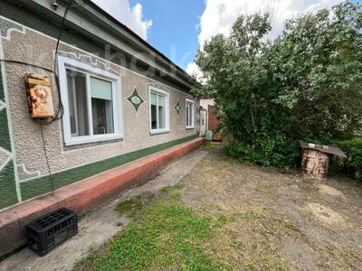 Отдельный дом · 3 комнаты · 71 м² · 5 сот., Чимкентская за 16 млн ₸ в Семее