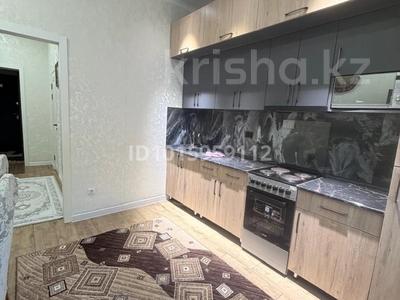3-комнатная квартира · 80 м² · 1/5 этаж, Муканова 61 за 330 000 ₸ в Караганде, Казыбек би р-н