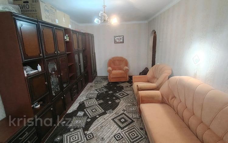 1-комнатная квартира · 31 м² · 3/5 этаж, проспект Абая за 5.4 млн ₸ в Шахтинске — фото 2