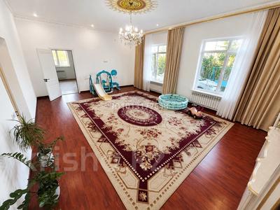 Отдельный дом · 5 комнат · 204 м² · 6.6 сот., Сұлтан Бейбарыс даңғылы 325 — НҰР заправкаға қарама қарсы за 60 млн ₸ в Атырау