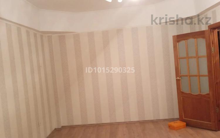 1-бөлмелі пәтер · 34 м² · 2/5 қабат, Көктем-3 ш/а. 298, бағасы: 250 000 ₸ в Алматы, Бостандыкский р-н — фото 2