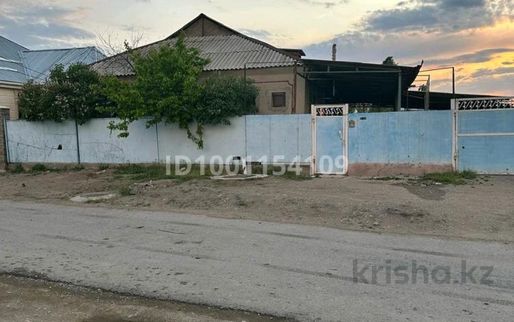 Отдельный дом · 4 комнаты · 130 м² · 12 сот., Аулие-атинский тупик 2б — Центрального рынка за 19 млн 〒 в Таразе — фото 2