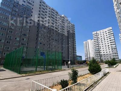 2-комнатная квартира, 68 м², 16/16 этаж, мкр Мамыр-1 29 за 40 млн 〒 в Алматы, Ауэзовский р-н