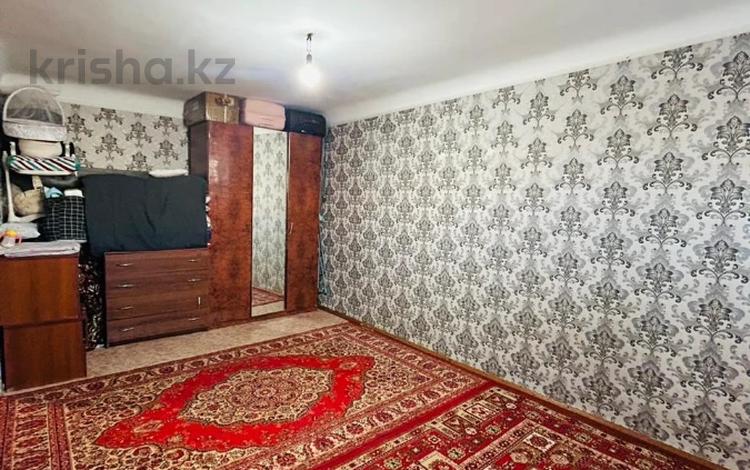 1-комнатная квартира · 30 м² · 4/4 этаж, Старый город, 8 марта за 6.3 млн ₸ в Актобе — фото 2