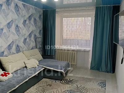 3-комнатная квартира · 72 м² · 2/3 этаж, Геологическая 40 за 1 млн 〒 в Алтае
