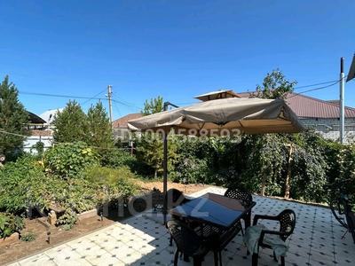 Отдельный дом · 3 комнаты · 100 м² · 5 сот., мкр Омега, Маресьева 18/1 — Кардиоцентр за 20 млн 〒 в Уральске