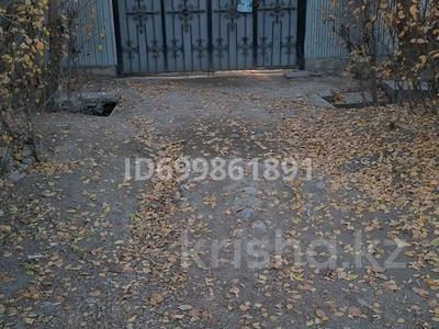 Отдельный дом · 3 комнаты · 50 м² · 8 сот., Жибек Жолы 44 — 40 вая мельница вдоль дороги ... под бизнес за 35 млн ₸ в Таразе