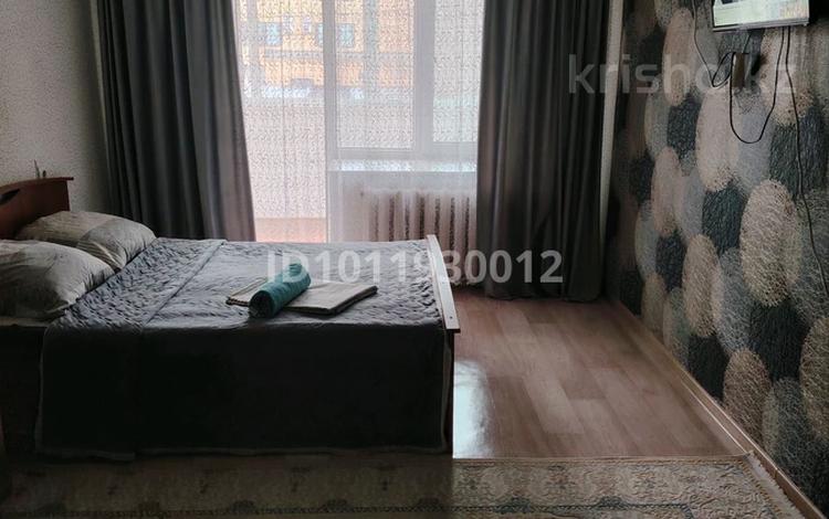 1-комнатная квартира · 53 м² · 2/10 этаж, мкр Женис 7 за 8 000 ₸ в Уральске — фото 2