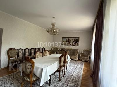 Отдельный дом · 6 комнат · 240 м² · 5 сот., мкр Айгерим-2 109 за 60 млн ₸ в Алматы, Алатауский р-н